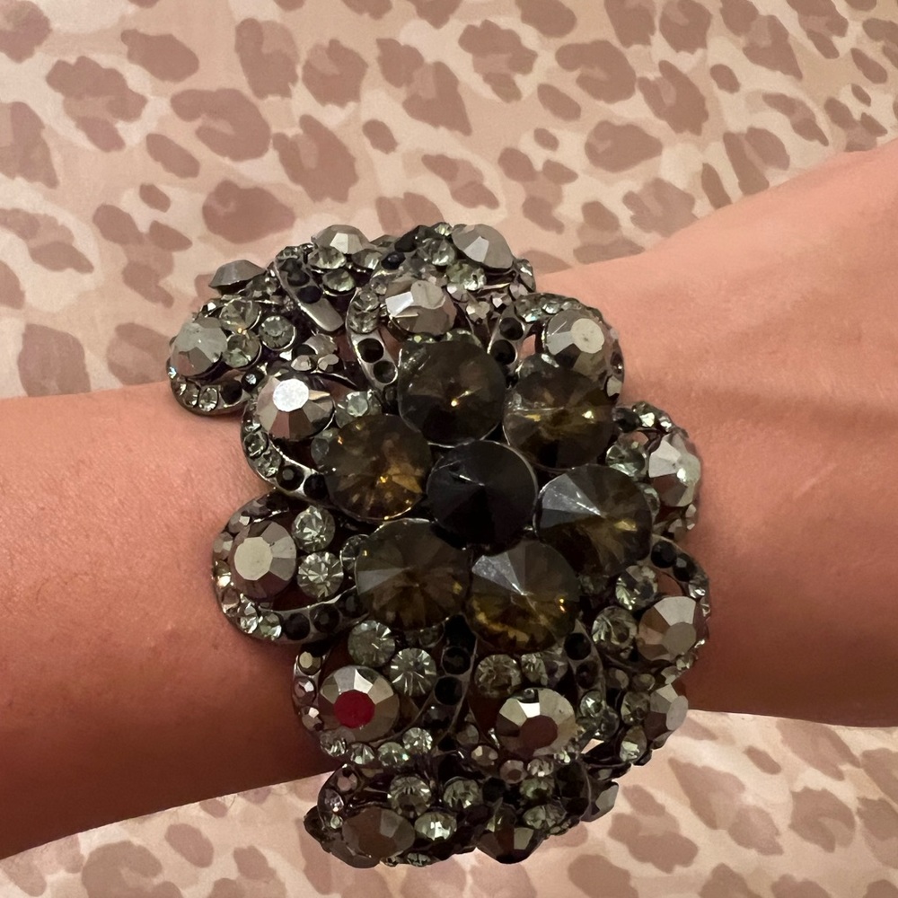 Crystal (smoky color) Jewelry Bracelet Cuff Boutique Quality